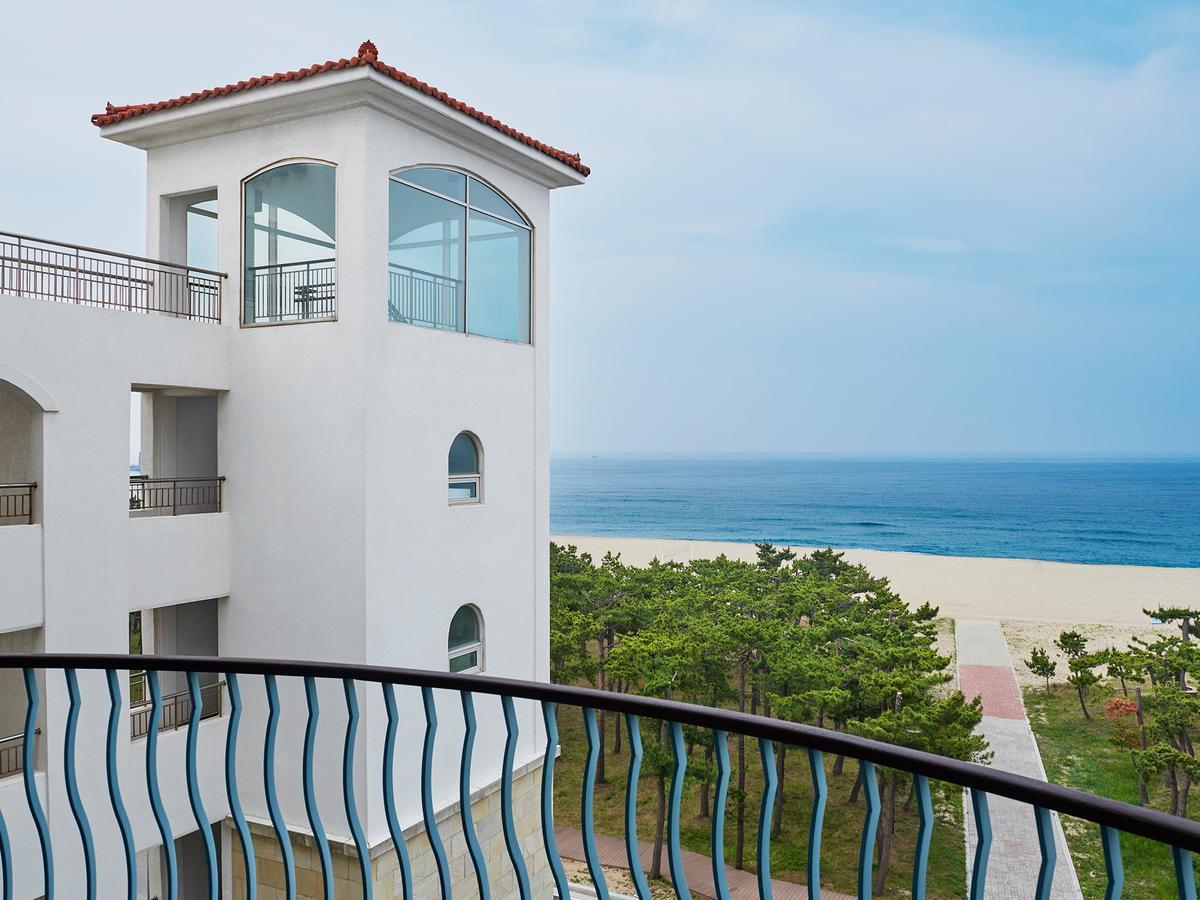 The Suites Hotel Naksan Yangyang Exterior foto